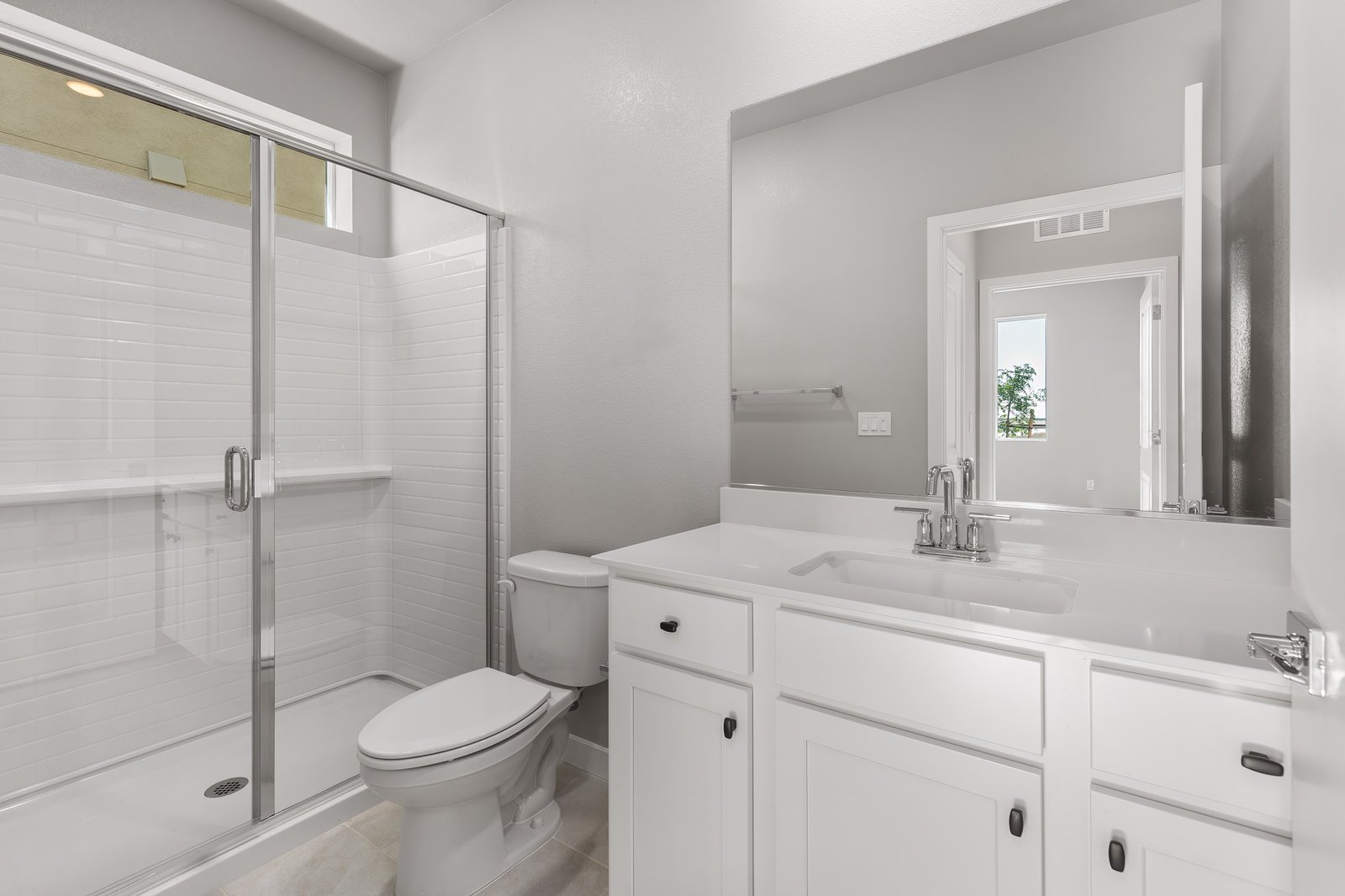 Plan 4 Bathroom 3