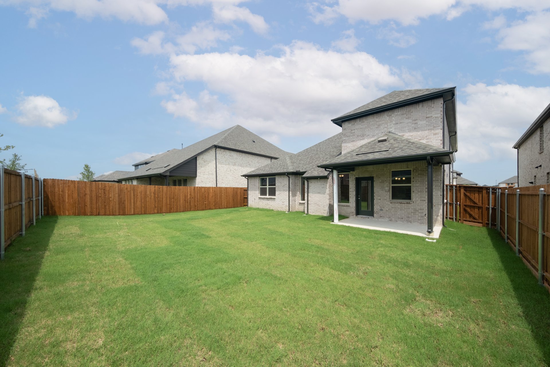 - Exterior-2.jpg