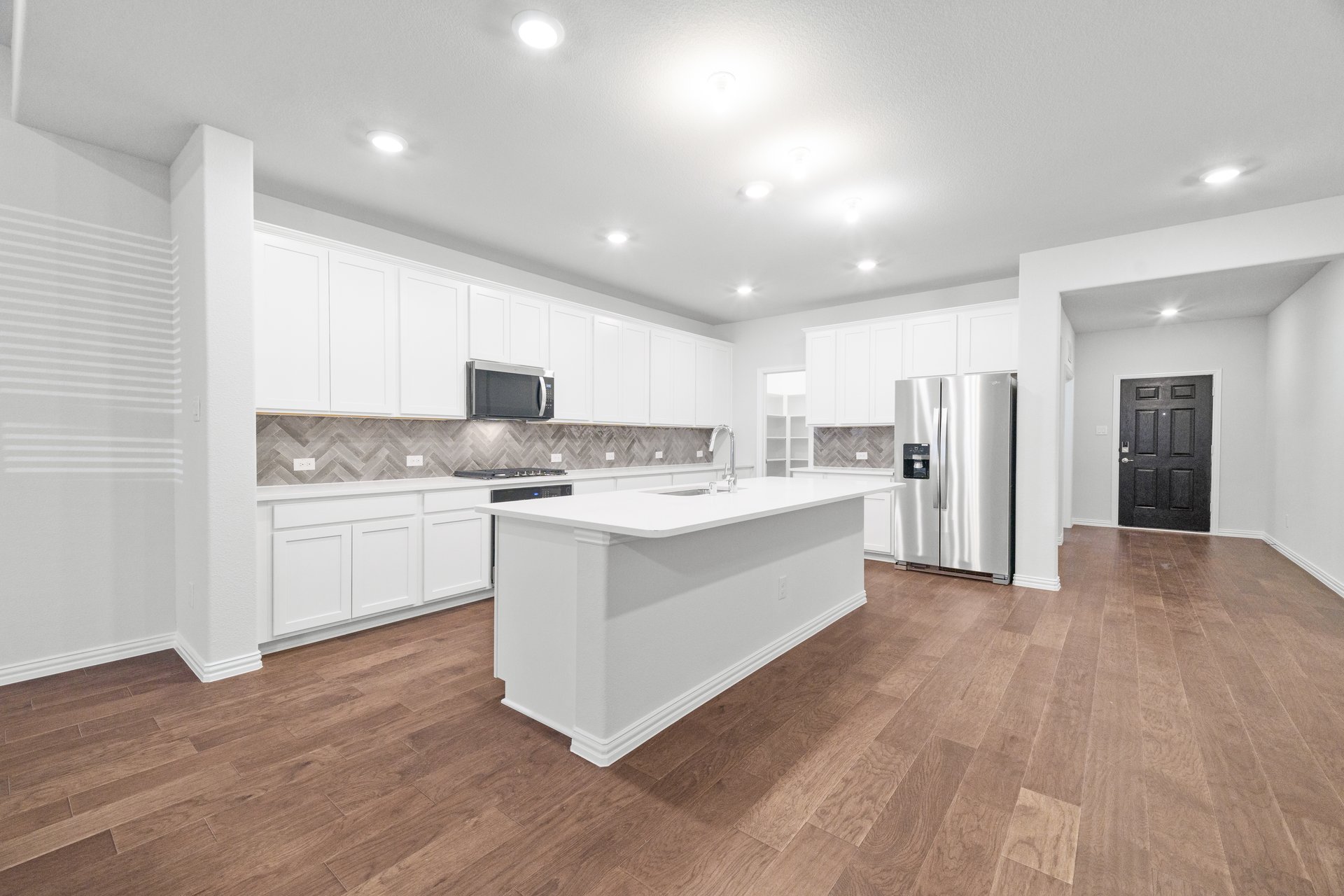 Kitchen-2.jpg